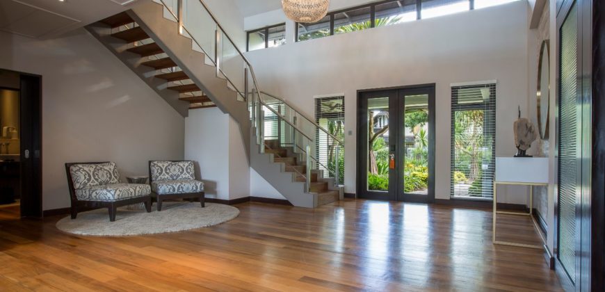 Four Seasons Luxury Villa