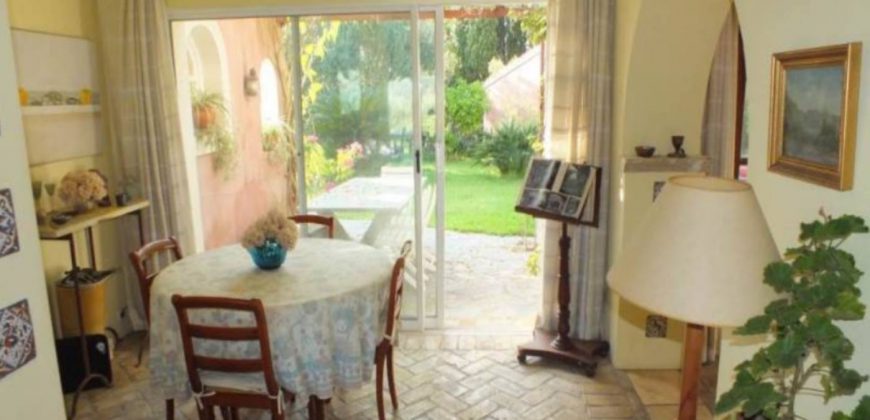 Agii Deka Detached House