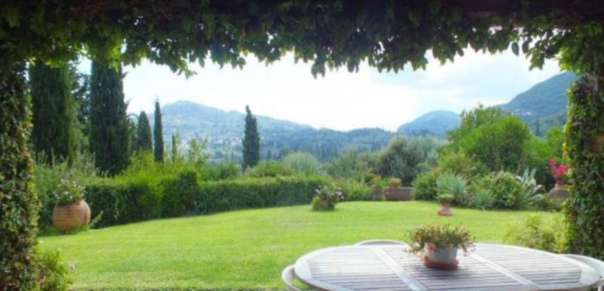 Agii Deka Detached House