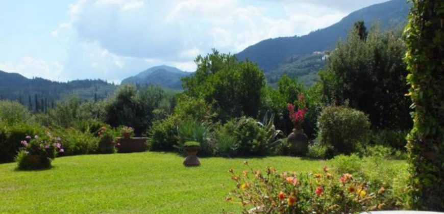 Agii Deka Detached House